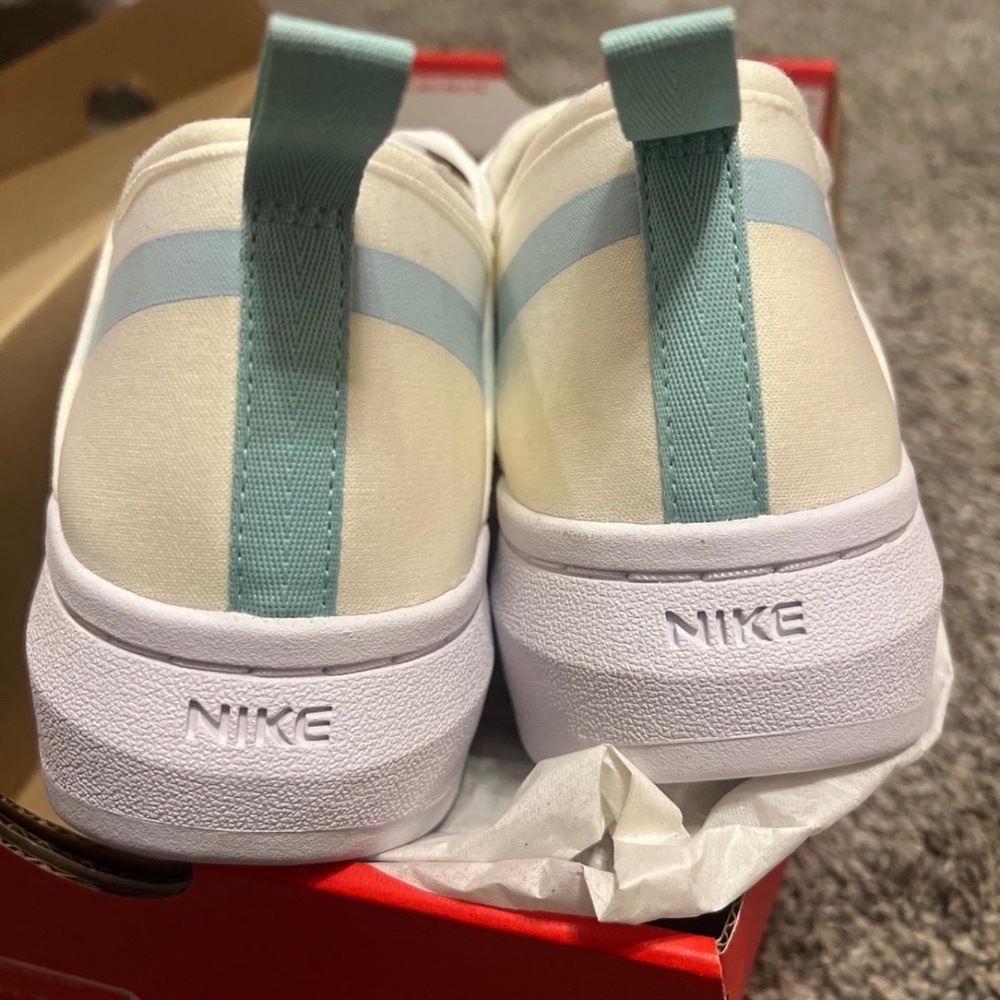Nike Court Vision Alta TXT Size 9 white/Light Dew - Picture 9 of 9